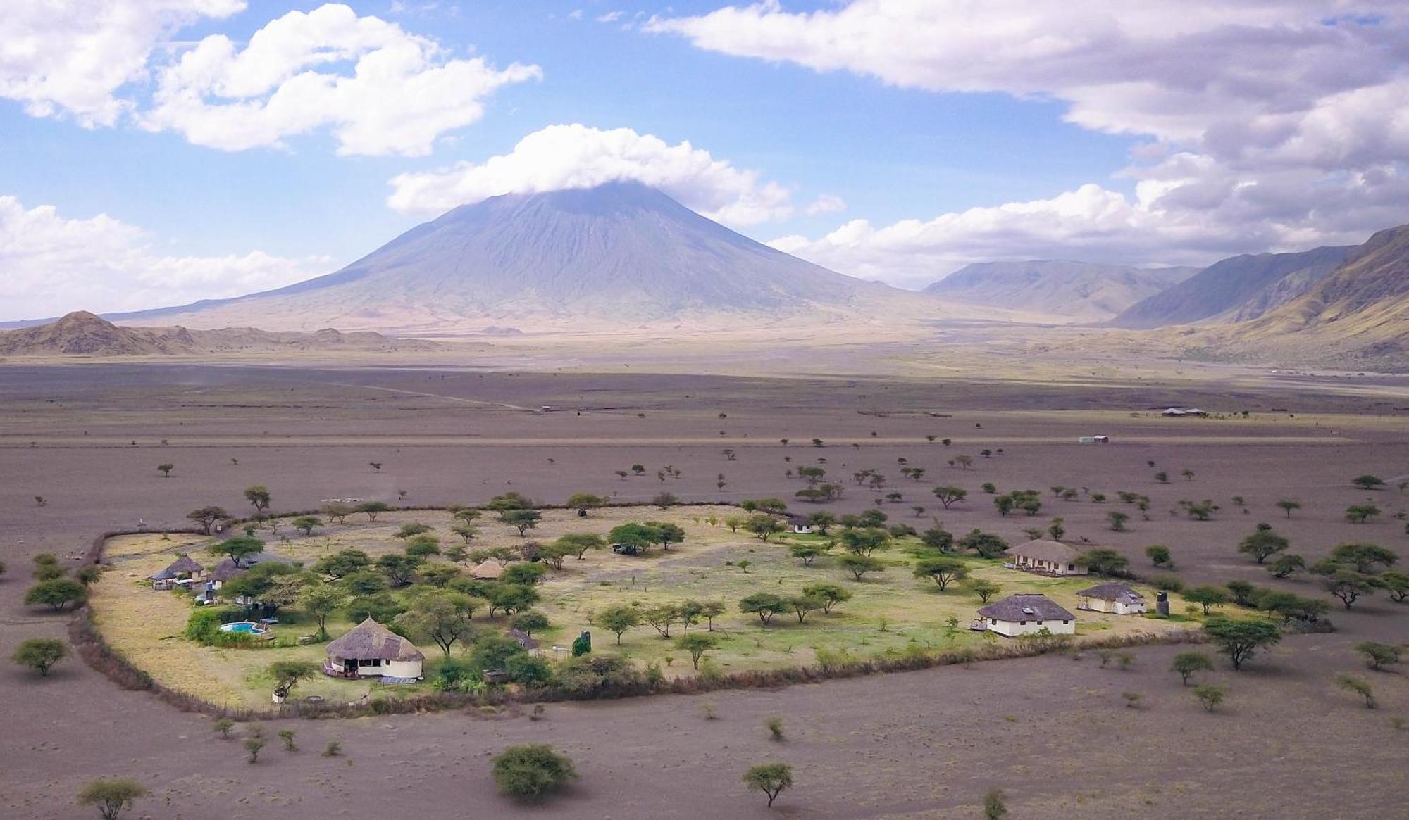 Lake Natron Maasai Giraffe Eco Lodge And Camping Mtowabaga Екстериор снимка
