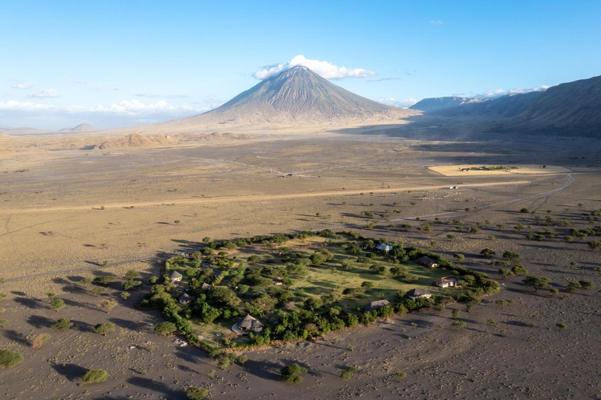 Lake Natron Maasai Giraffe Eco Lodge And Camping Mtowabaga Екстериор снимка
