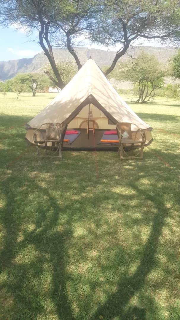 Lake Natron Maasai Giraffe Eco Lodge And Camping Mtowabaga Стая снимка